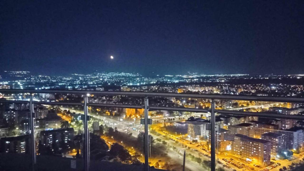 Sunrise Sky Lux Apartment, 33Rd Floor, Pool And Fitness Included Skopje Exterior foto