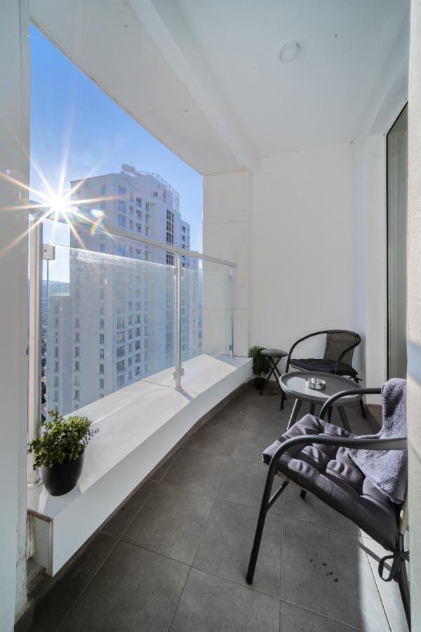Sunrise Sky Lux Apartment, 33Rd Floor, Pool And Fitness Included Skopje Exterior foto
