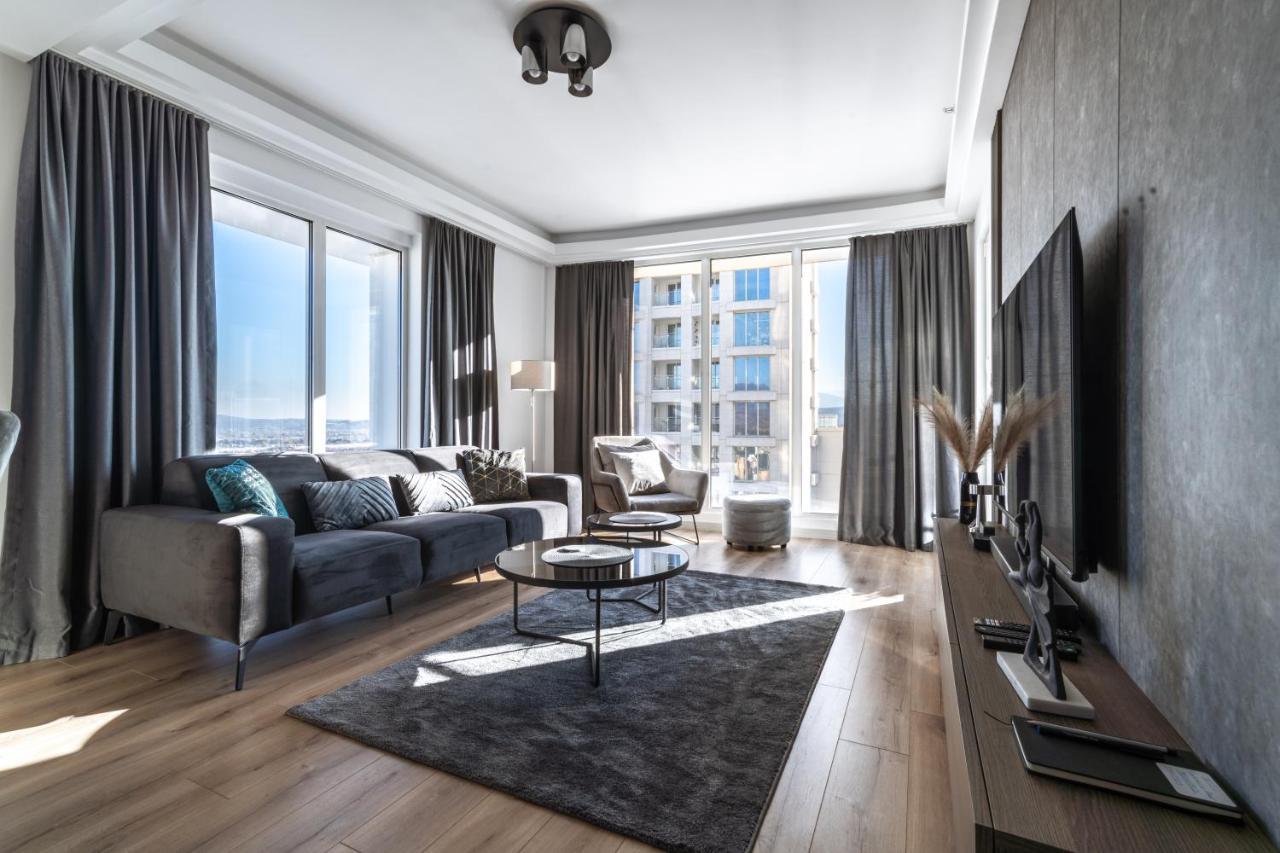 Sunrise Sky Lux Apartment, 33Rd Floor, Pool And Fitness Included Skopje Exterior foto