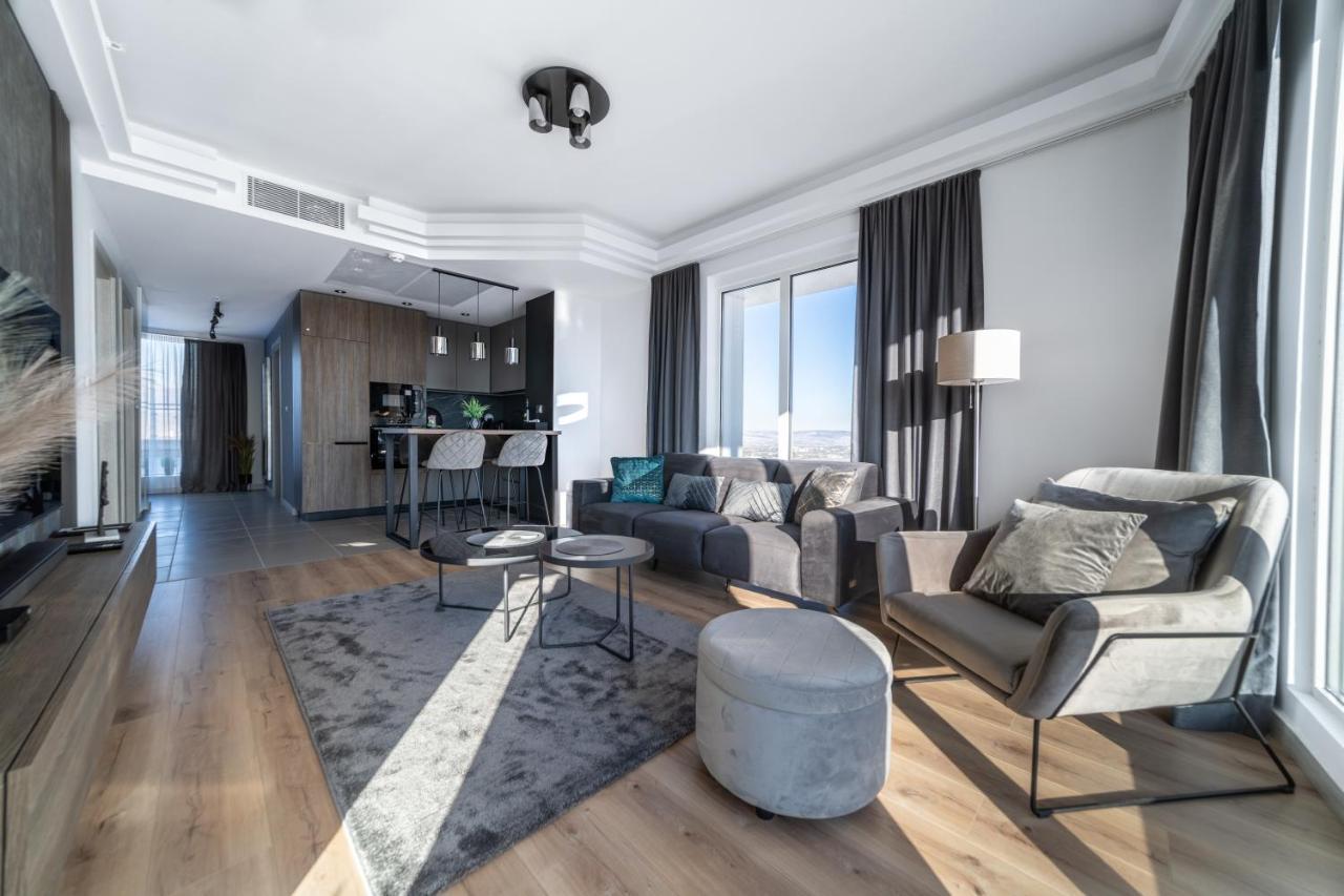 Sunrise Sky Lux Apartment, 33Rd Floor, Pool And Fitness Included Skopje Exterior foto