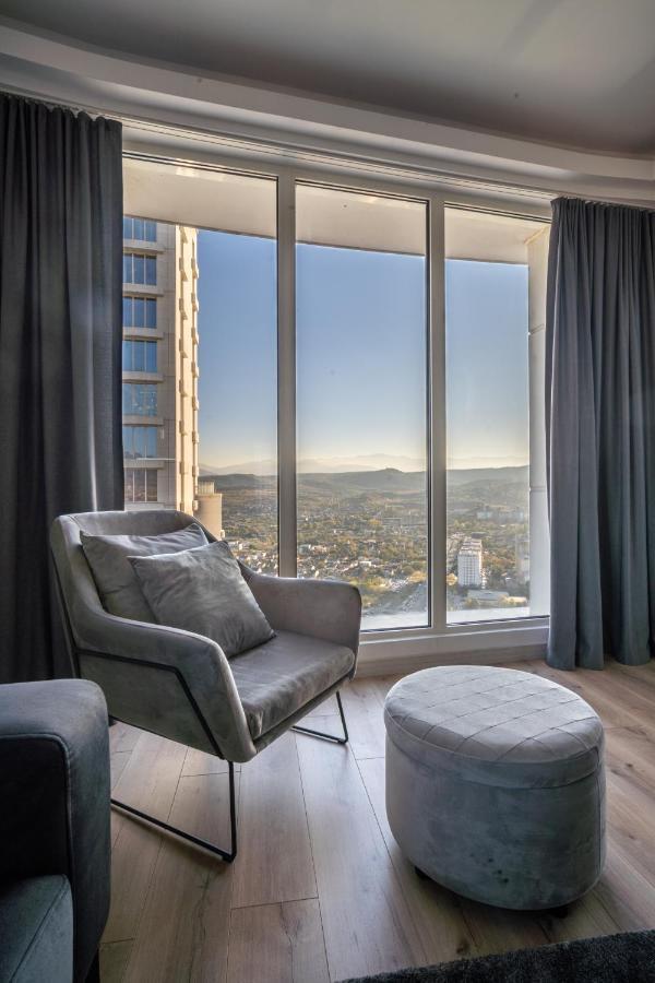 Sunrise Sky Lux Apartment, 33Rd Floor, Pool And Fitness Included Skopje Exterior foto